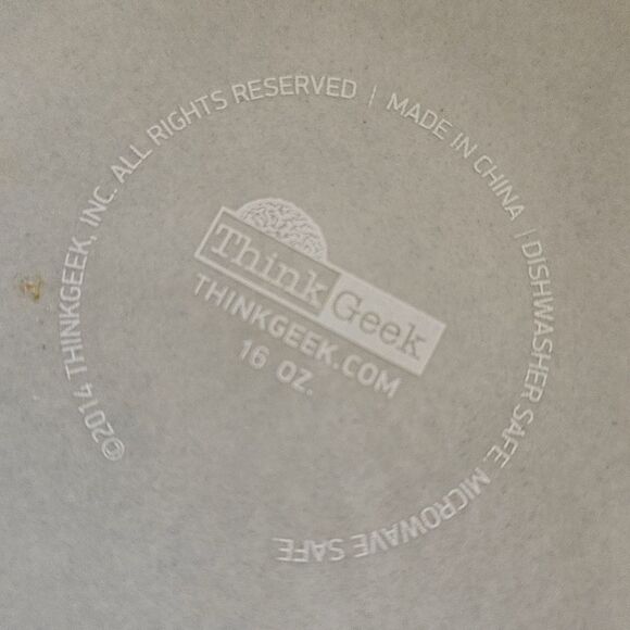 Player 2 Game Controller Coffee Mug by Think Geek No Chips/Cracks - Picture 4 of 5